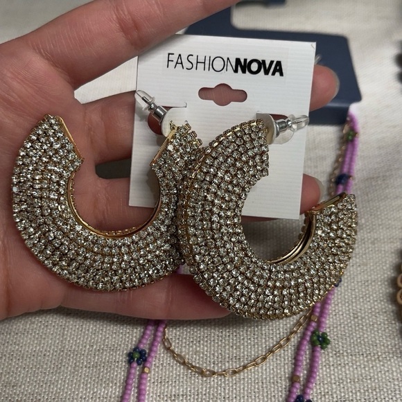 Mostly brand new 6 set bundle - Picture 2 of 10